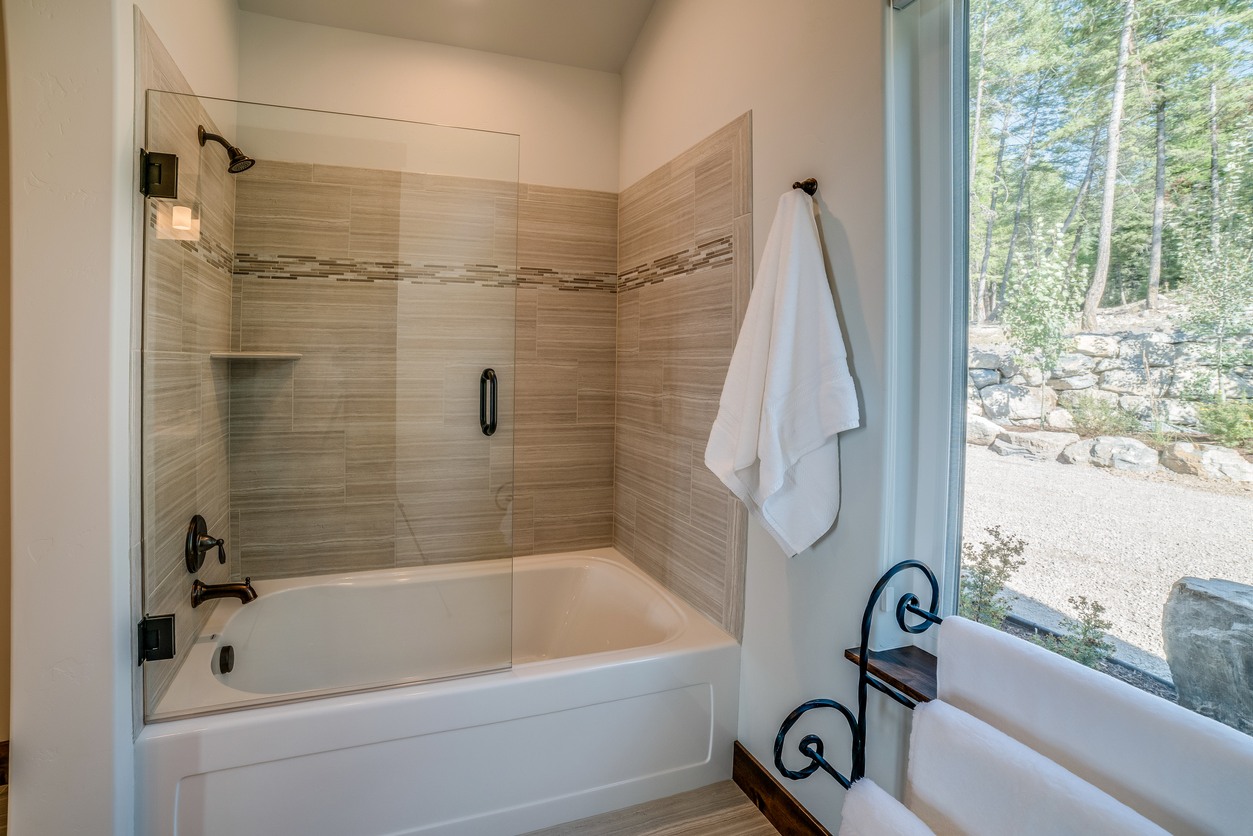 Shower & Tub Installation in Providence